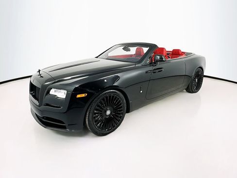 Used 2018 Rolls-Royce Dawn RWD image 20