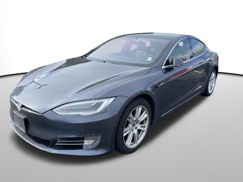 Used 2021 Tesla Model S Long Range image 2