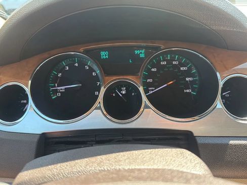 Used 2009 Buick Enclave CXL w/ Driver Confidence Package FWD image 14