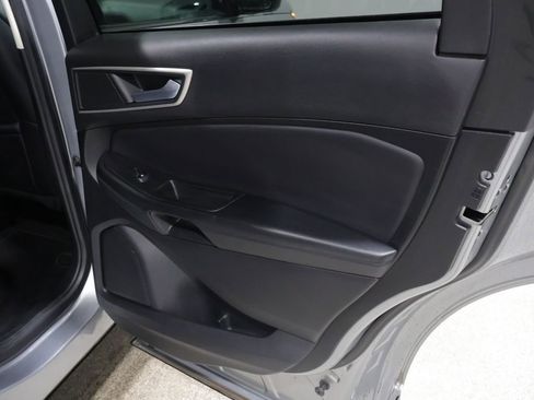 Used 2024 Ford Edge SEL image 21