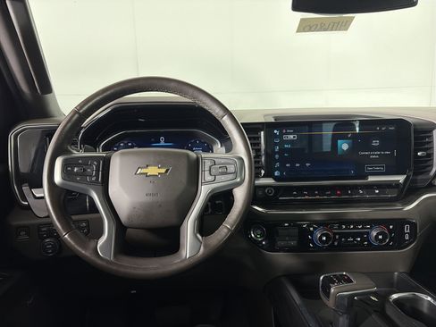 Used 2023 Chevrolet Silverado 1500 LTZ image 13
