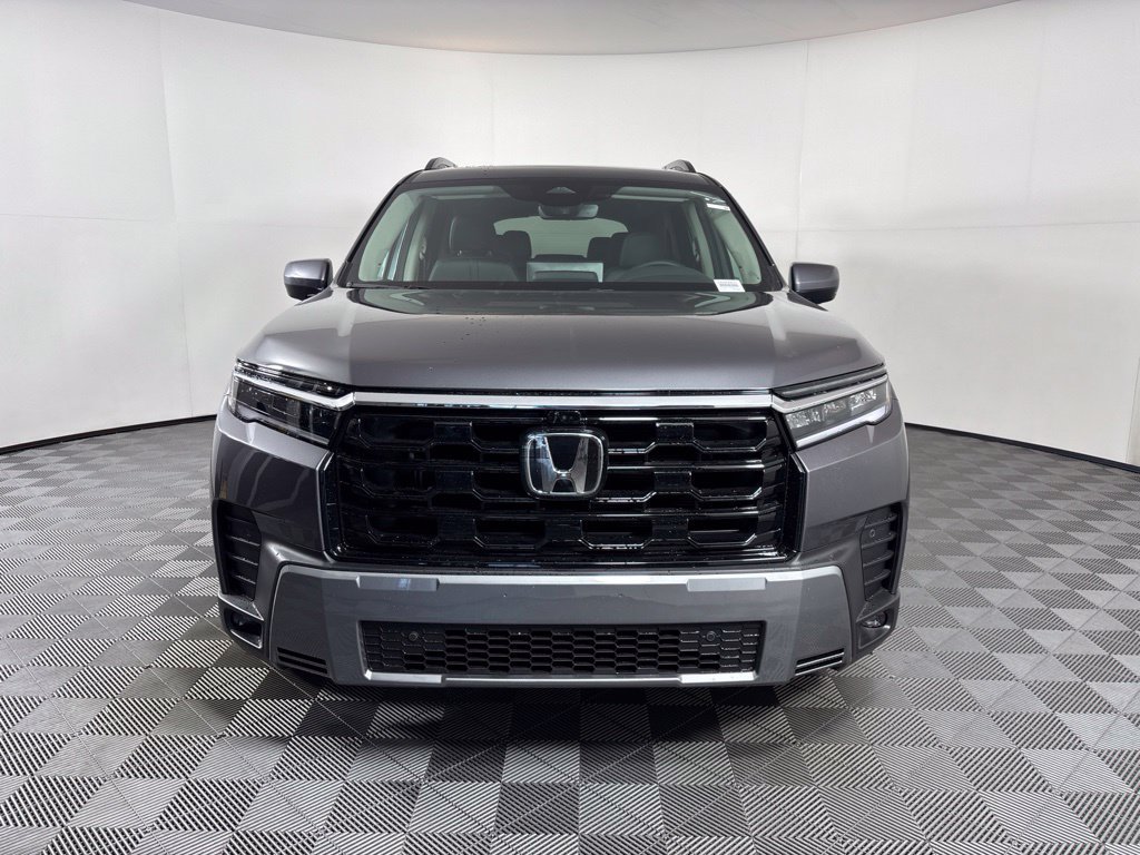 New 2026 Honda Pilot Touring image 7