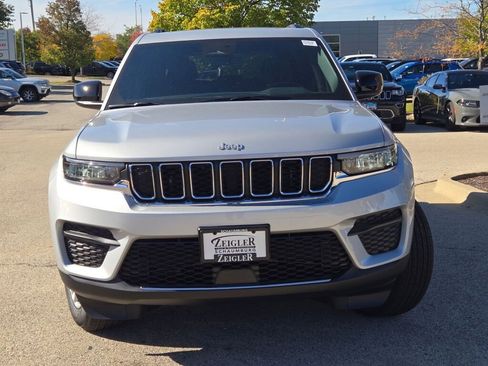 New 2025 Jeep Grand Cherokee Laredo X image 5