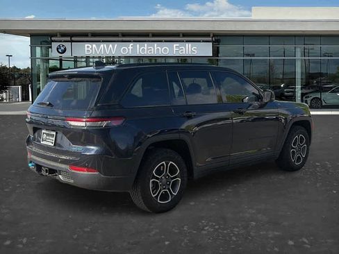 Used 2024 Jeep Grand Cherokee Trailhawk w/ Luxury Tech Group III AWD/4WD image 7