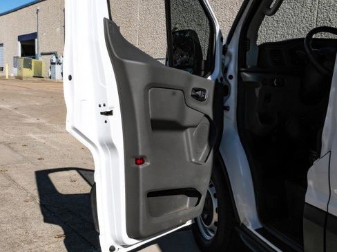 Used 2022 Ford Transit 250 Medium Roof image 40