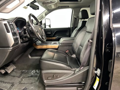 Used 2015 Chevrolet Silverado 2500 LTZ w/ Duramax Plus Package AWD/4WD image 12