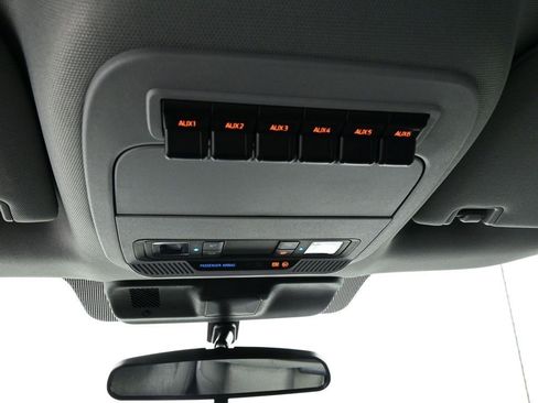 New 2026 Ford F250 XL w/ XL Chrome Package image 18