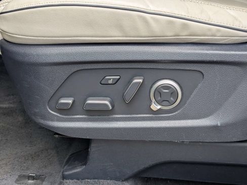 Used 2024 Hyundai Palisade Calligraphy AWD/4WD image 23