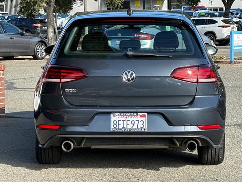 Used 2018 Volkswagen GTI SE image 5