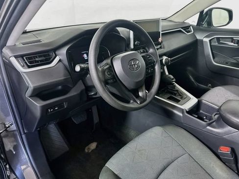 Certified 2025 Toyota RAV4 XLE FWD image 10