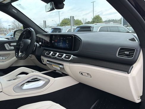 New 2026 Mercedes-Benz GLE 63 AMG S image 19