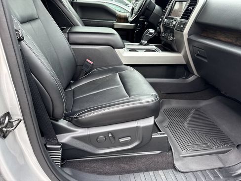 Used 2019 Ford F150 Lariat AWD/4WD image 13
