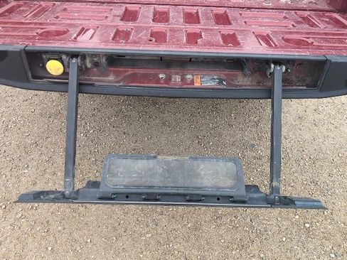 Certified 2019 Ford F150 XLT w/ Equipment Group 302A Luxury image 24