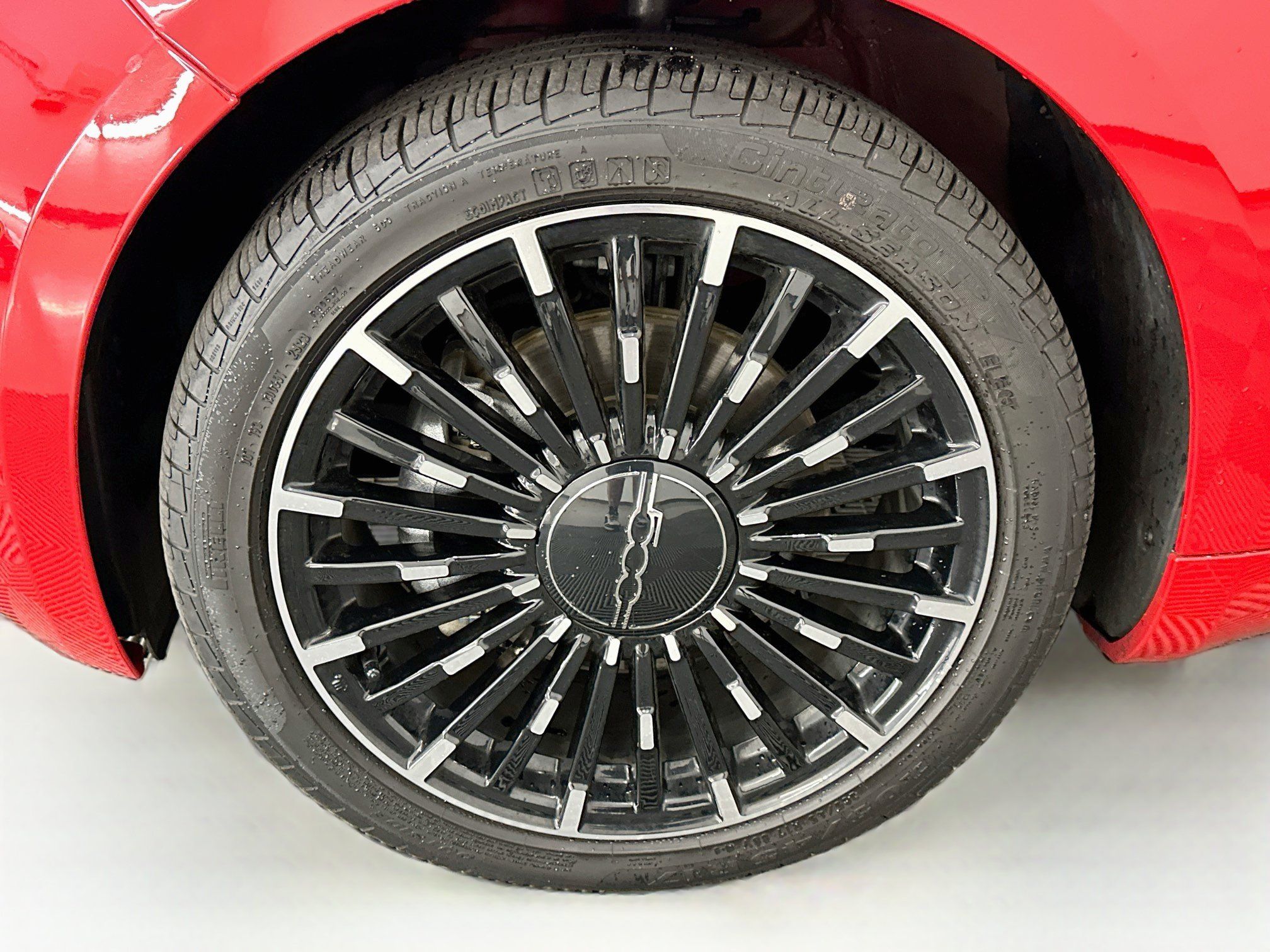 Used 2024 FIAT 500 e (RED) FWD image 11