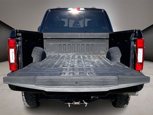 Used 2020 Ford F250 Platinum w/ Tremor Off-Road Package image 7