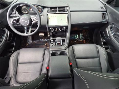 Certified 2024 Jaguar E-PACE R-Dynamic SE AWD/4WD image 19