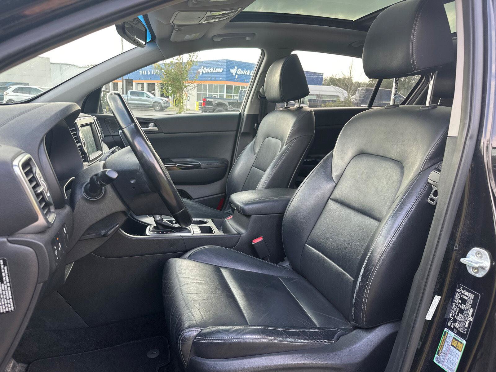 Used 2018 Kia Sportage EX w/ EX Premium Package AWD/4WD image 3