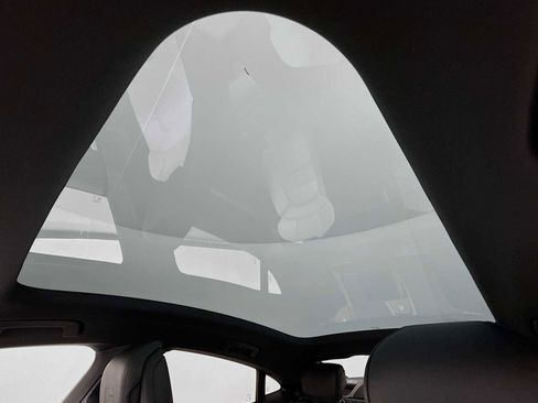 New 2026 Porsche Taycan image 23