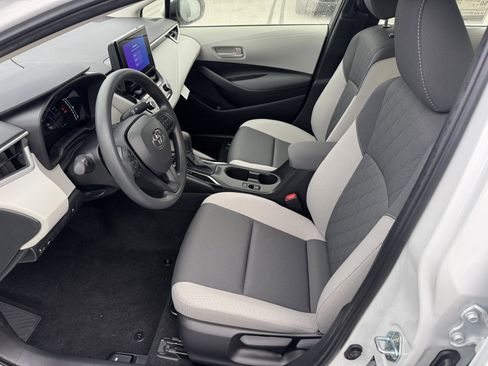 New 2026 Toyota Corolla LE image 2