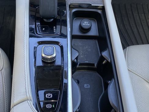 Used 2023 Volvo XC90 T8 Plus w/ Protection Package Premier image 16