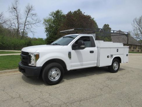 Used 2018 Ford F350 XL w/ Power Equipment Group RWD image 25