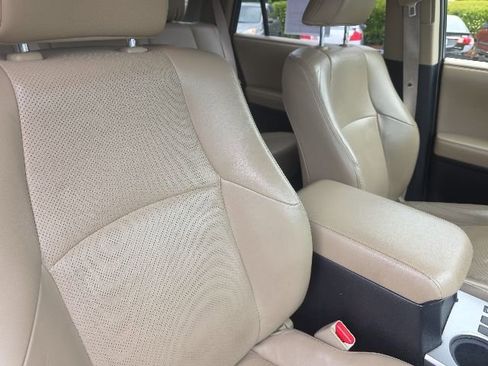 Used 2014 Toyota 4Runner Limited AWD/4WD image 14
