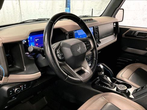 Certified 2022 Ford Bronco Wildtrak image 12