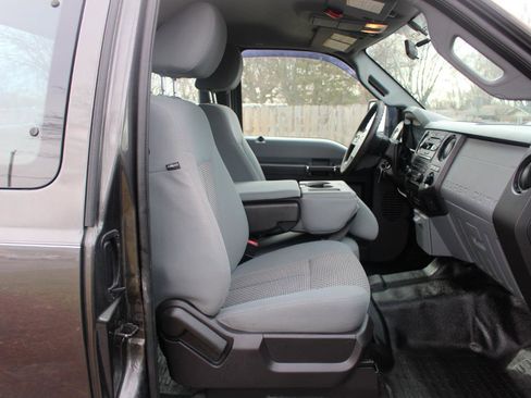 Used 2016 Ford F250 XL w/ XL Appearance Package image 31