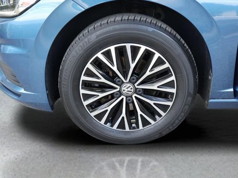 Used 2019 Volkswagen Jetta SEL image 9