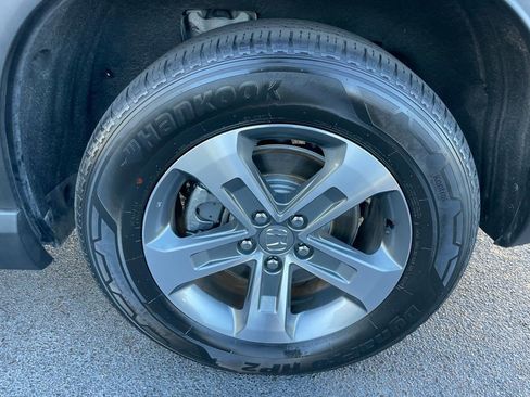 Certified 2025 Honda Pilot EX-L image 43