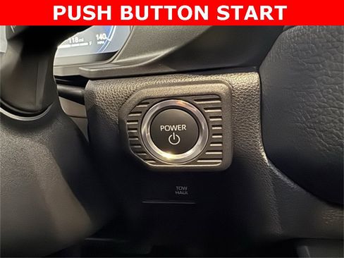 Certified 2025 Toyota Land Cruiser Base image 31