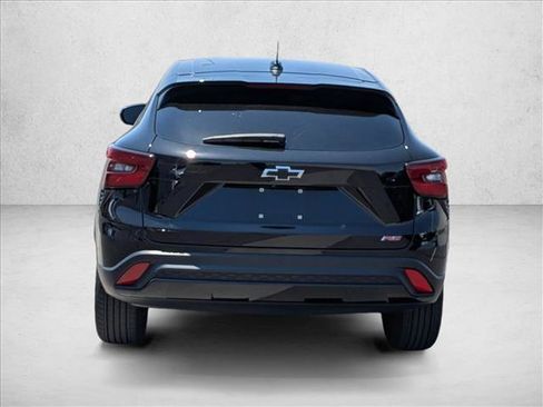 Used 2025 Chevrolet Trax RS w/ Sunroof Package FWD image 6