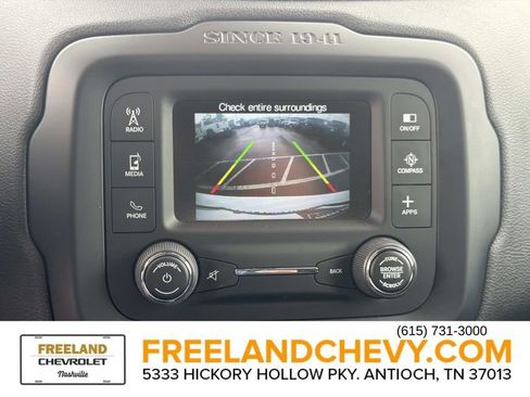 Used 2017 Jeep Renegade Altitude FWD image 35