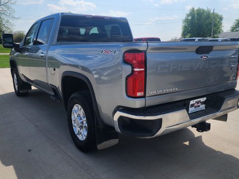 Used 2025 Chevrolet Silverado 2500 LTZ AWD/4WD image 8