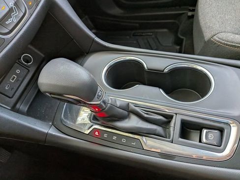 Used 2022 Chevrolet Equinox LT image 23