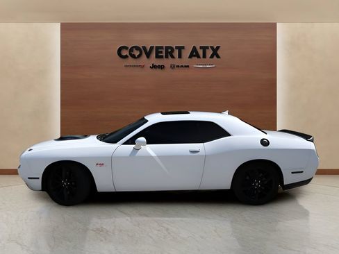 Used 2021 Dodge Challenger R/T w/ Plus Package RWD image 2