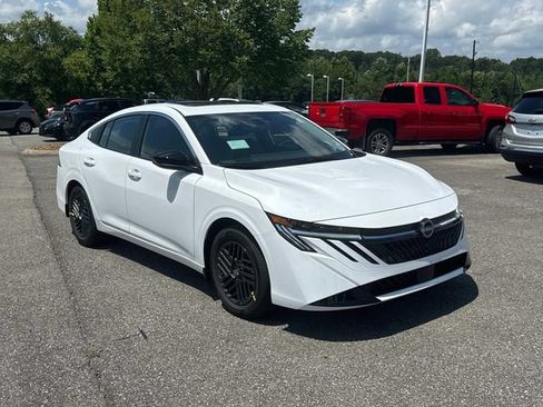New 2026 Nissan Sentra SV w/ SV Convenience Package FWD image 2