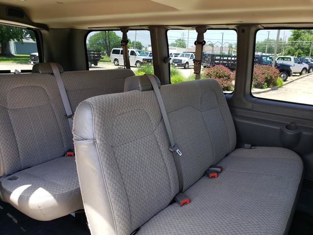 Used 2017 Chevrolet Express 2500 LS RWD image 13