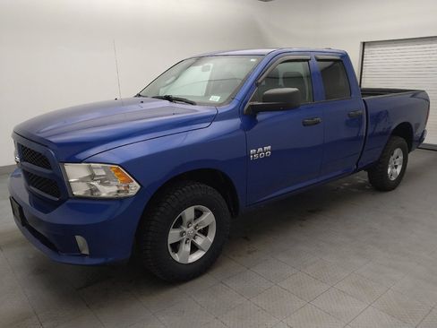 Used 2017 RAM 1500 Express image 2