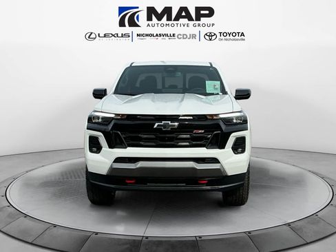 Used 2023 Chevrolet Colorado Z71 w/ Z71 Convenience Package 2 image 8