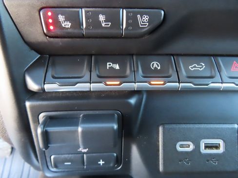 Used 2019 GMC Sierra 1500 Denali image 8