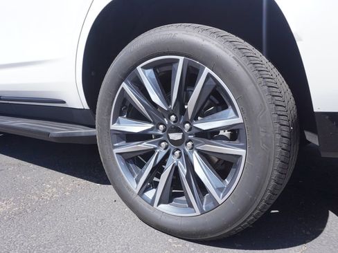 Used 2021 Cadillac Escalade Sport Platinum AWD/4WD image 6