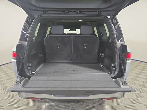 Used 2025 Rivian R1S Adventure AWD/4WD image 15