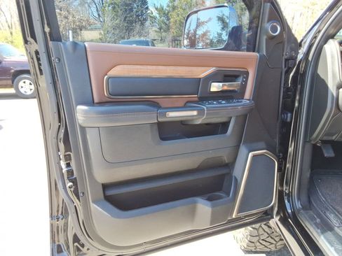 Used 2022 RAM 2500 Limited image 22