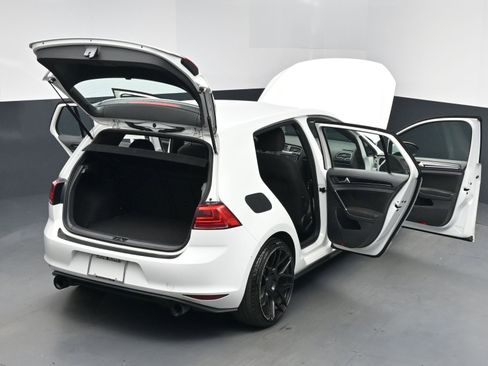 Used 2017 Volkswagen GTI S image 23