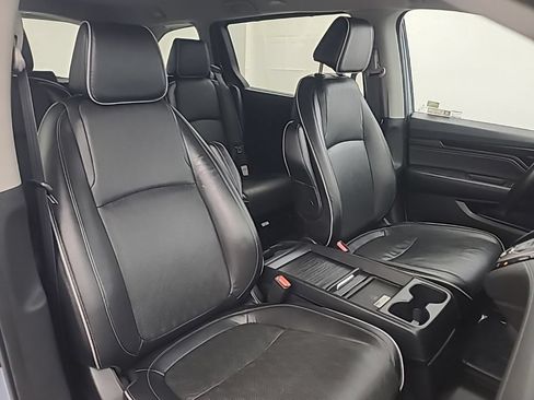 Used 2023 Honda Odyssey Elite image 16