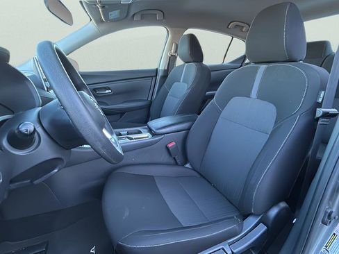 Used 2025 Nissan Sentra SV image 11