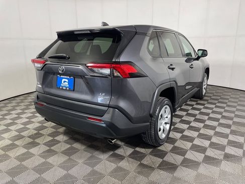 Used 2022 Toyota RAV4 LE AWD/4WD image 7
