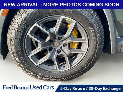 Used 2023 Rivian R1S Adventure AWD/4WD image 11