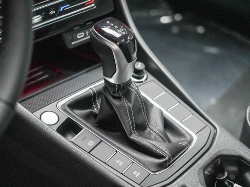 New 2026 Volkswagen Jetta SEL FWD image 22
